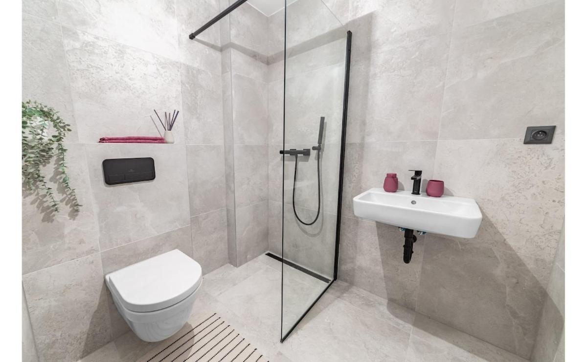 Zorya Sunrise Apartment Brno